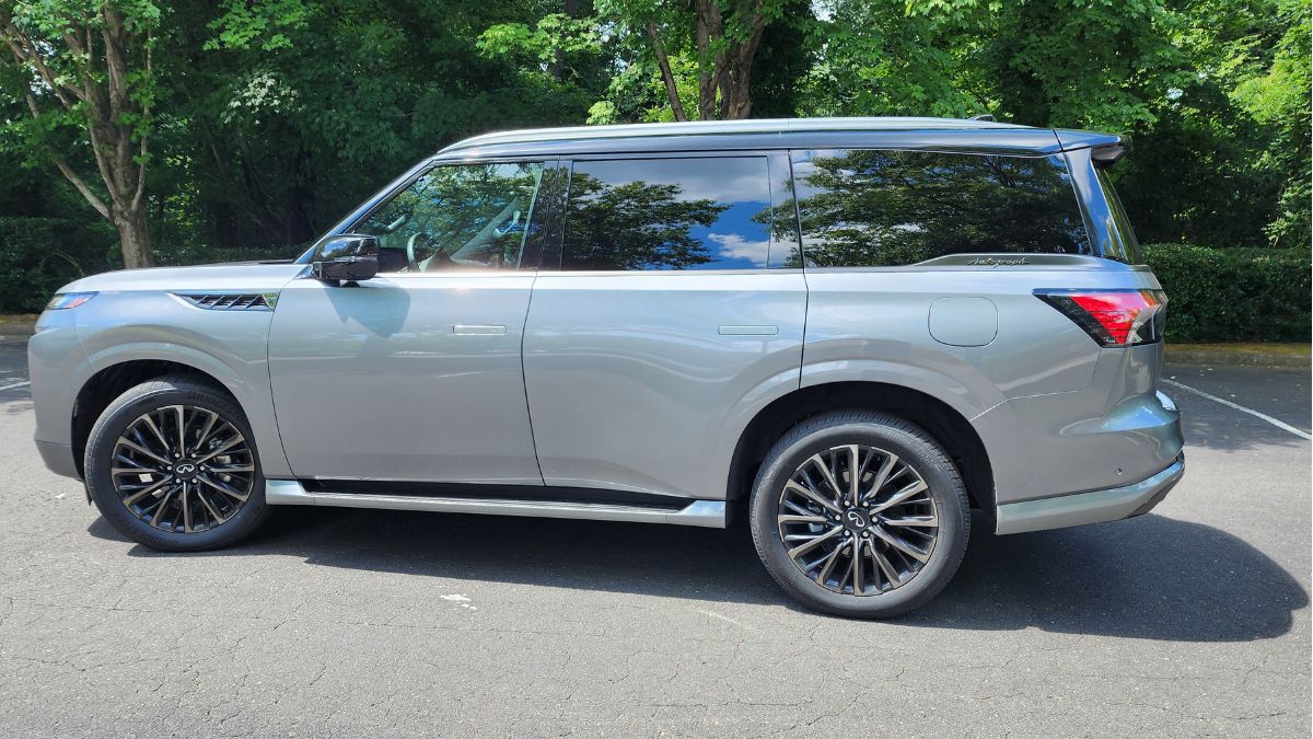 2025 Infiniti QX80 Autograph Pushes The Boundaries In The Segment